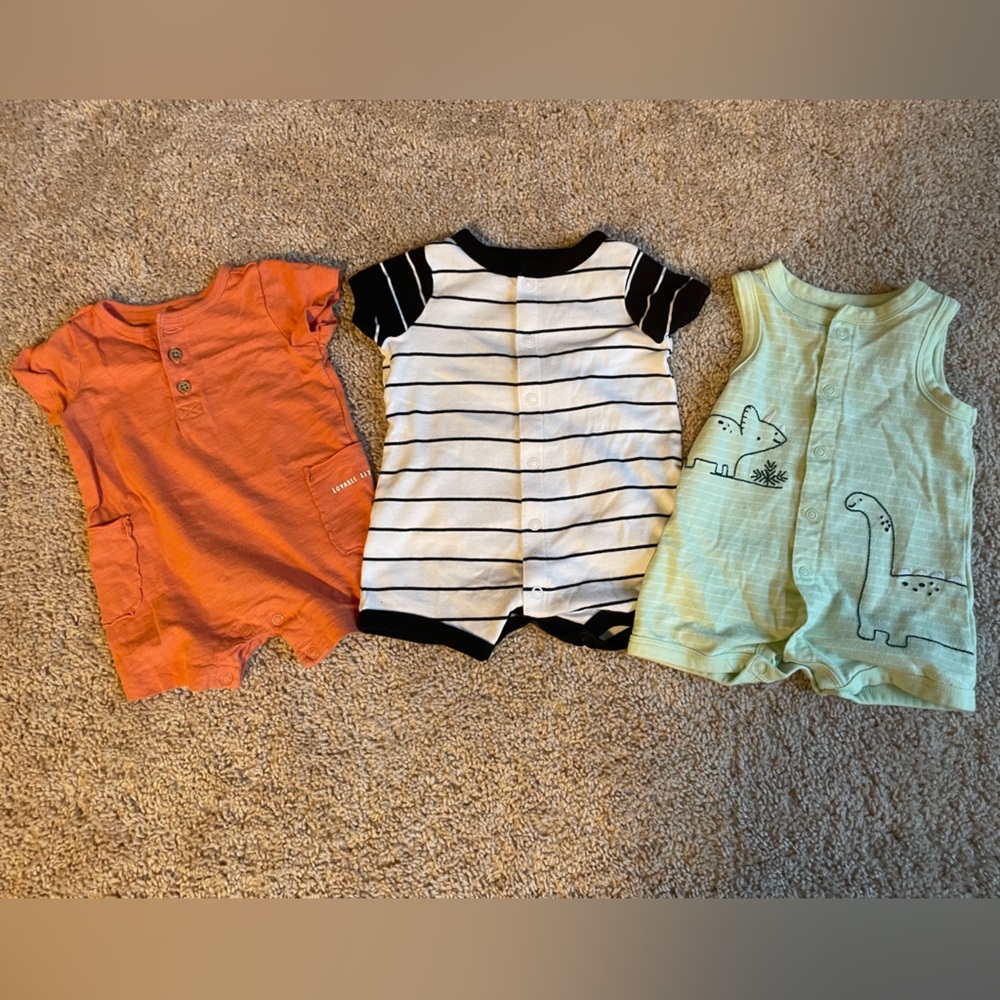 (3) Carters Summer Boys Onesie/Outfits